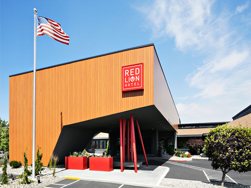 Red Lion Hotel & Conference Center Seattle Renton Exterior