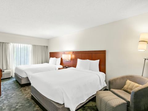 A double queen suite at the Sonesta Select Greenbelt College Park hotel.