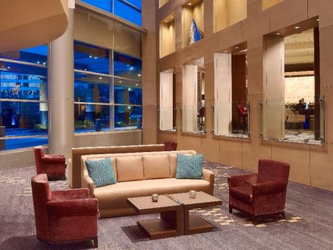 Houston Galleria hotel waiting area
